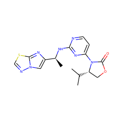 CC(C)[C@H]1COC(=O)N1c1ccnc(N[C@@H](C)c2cn3ncsc3n2)n1 ZINC000221130502