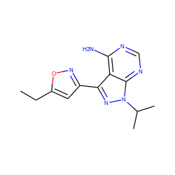 CCc1cc(-c2nn(C(C)C)c3ncnc(N)c23)no1 ZINC000653778439